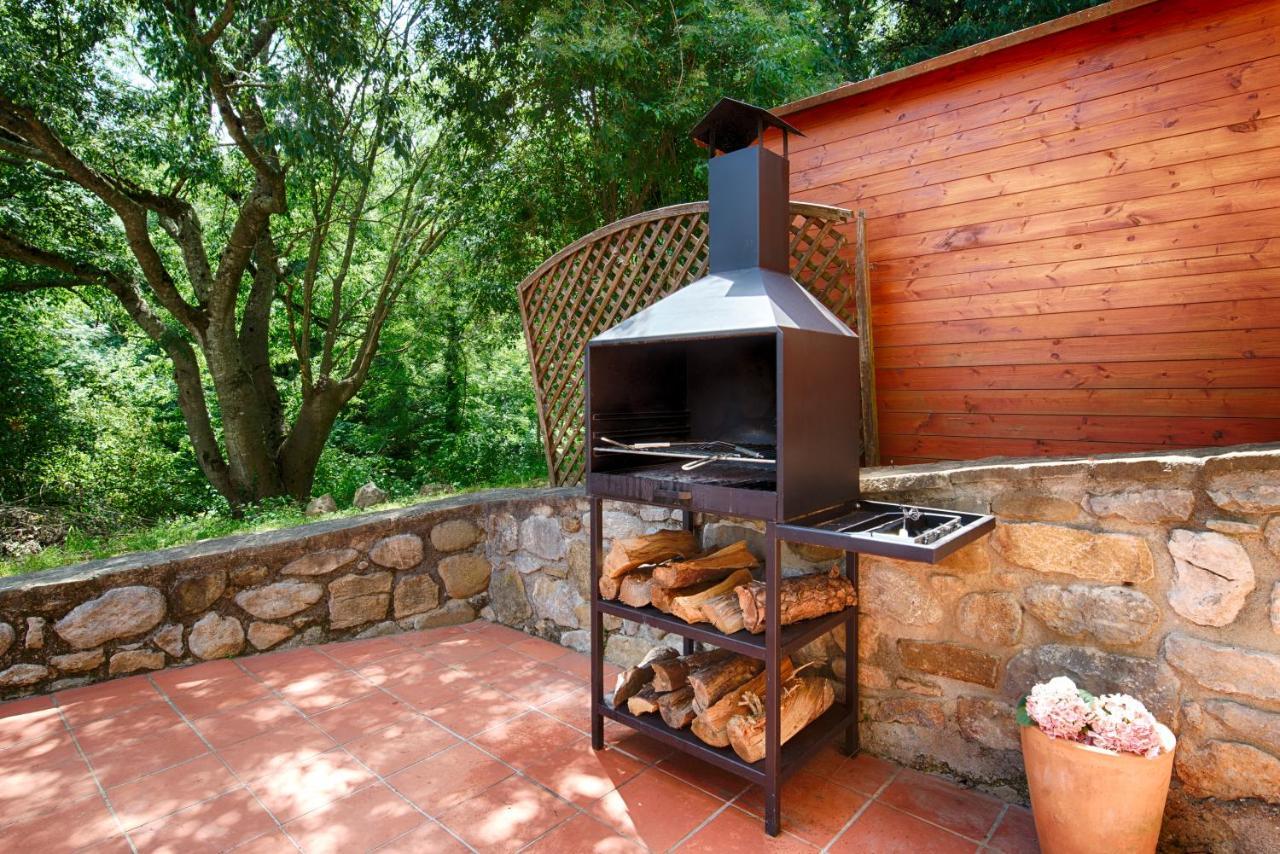 Can Cruanyes Sales de Llierca Exterior photo